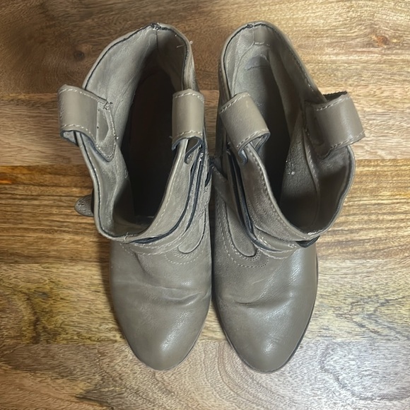 Rocket Dog Vintage Western Boots - Picture 3 of 5